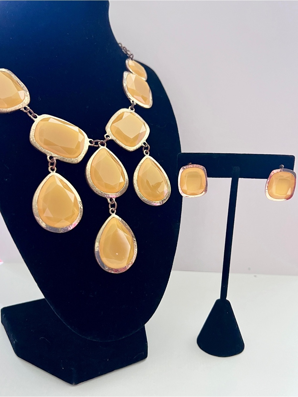 Retro Yellow Golden Faceted Chunky Statement Necklace & Earring Set Gold Tone
